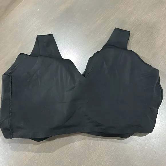 True &amp; Co NEW Body lift v neck bralette