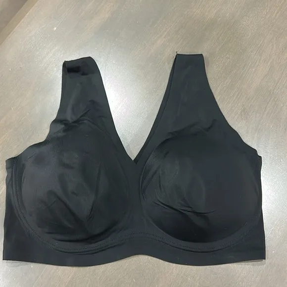 True &amp; Co NEW Body lift v neck bralette