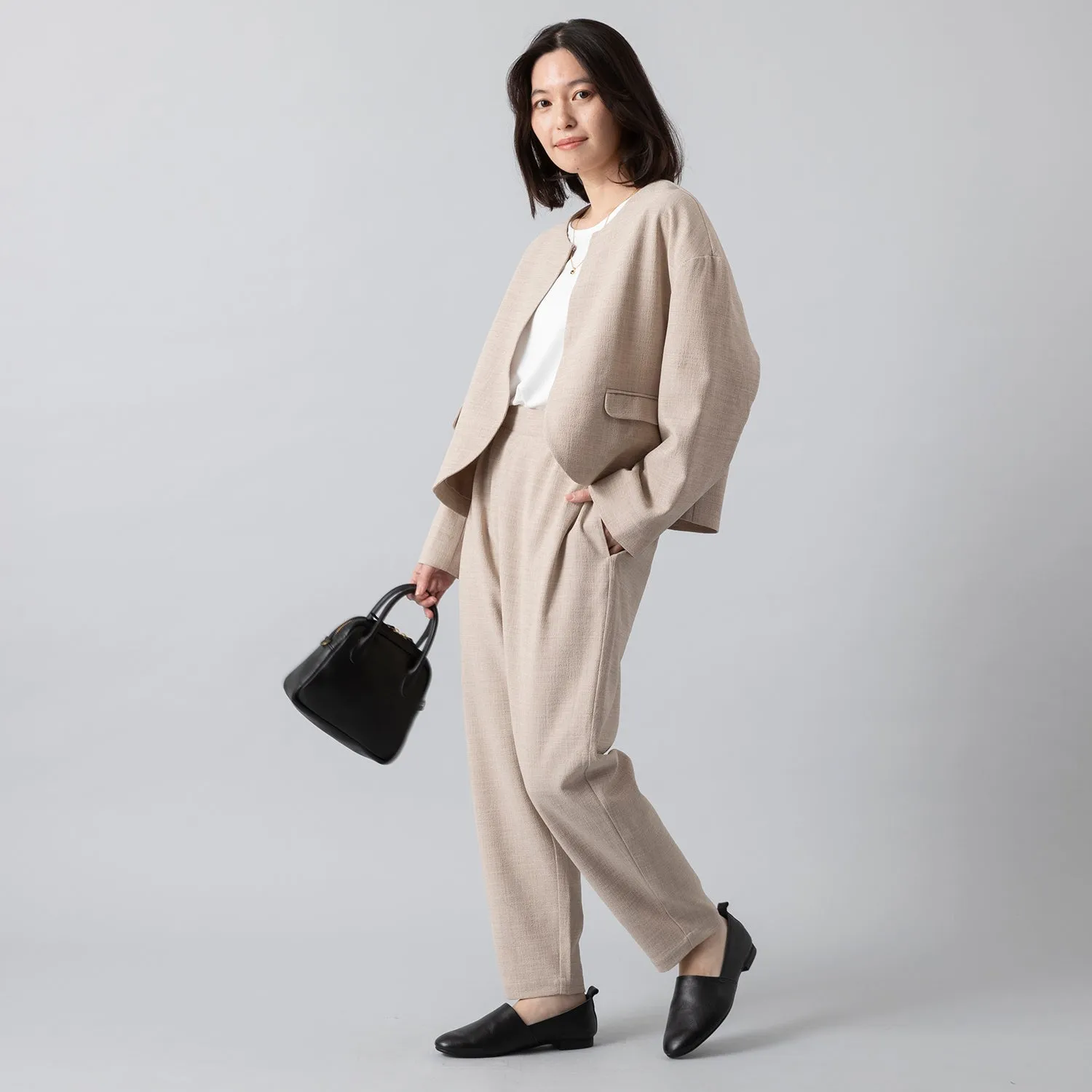 uncinq | アンサンク　Crepe Crewneck Jacket