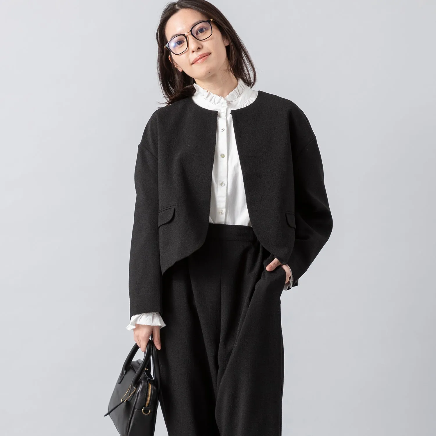 uncinq | アンサンク　Crepe Crewneck Jacket