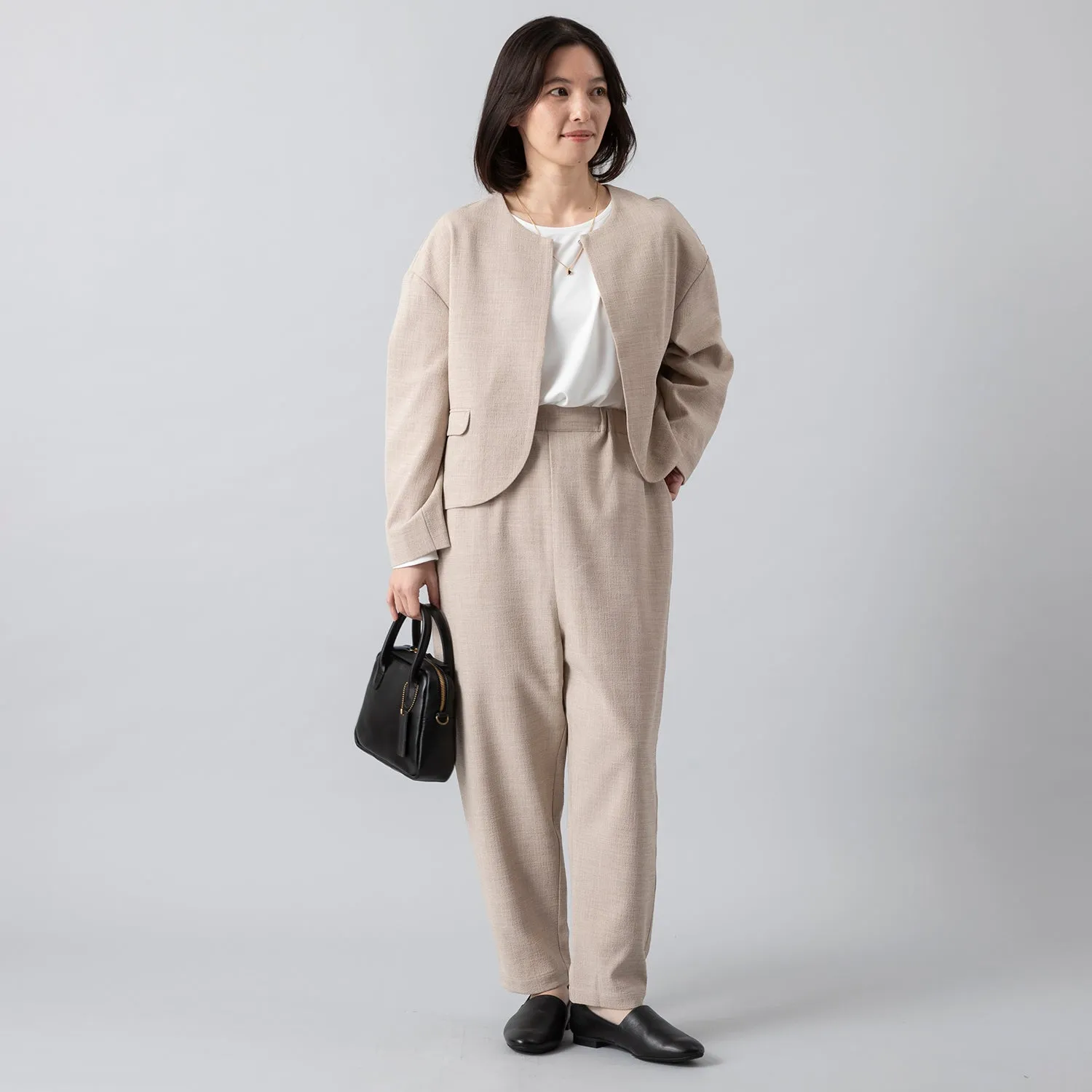 uncinq | アンサンク　Crepe Crewneck Jacket