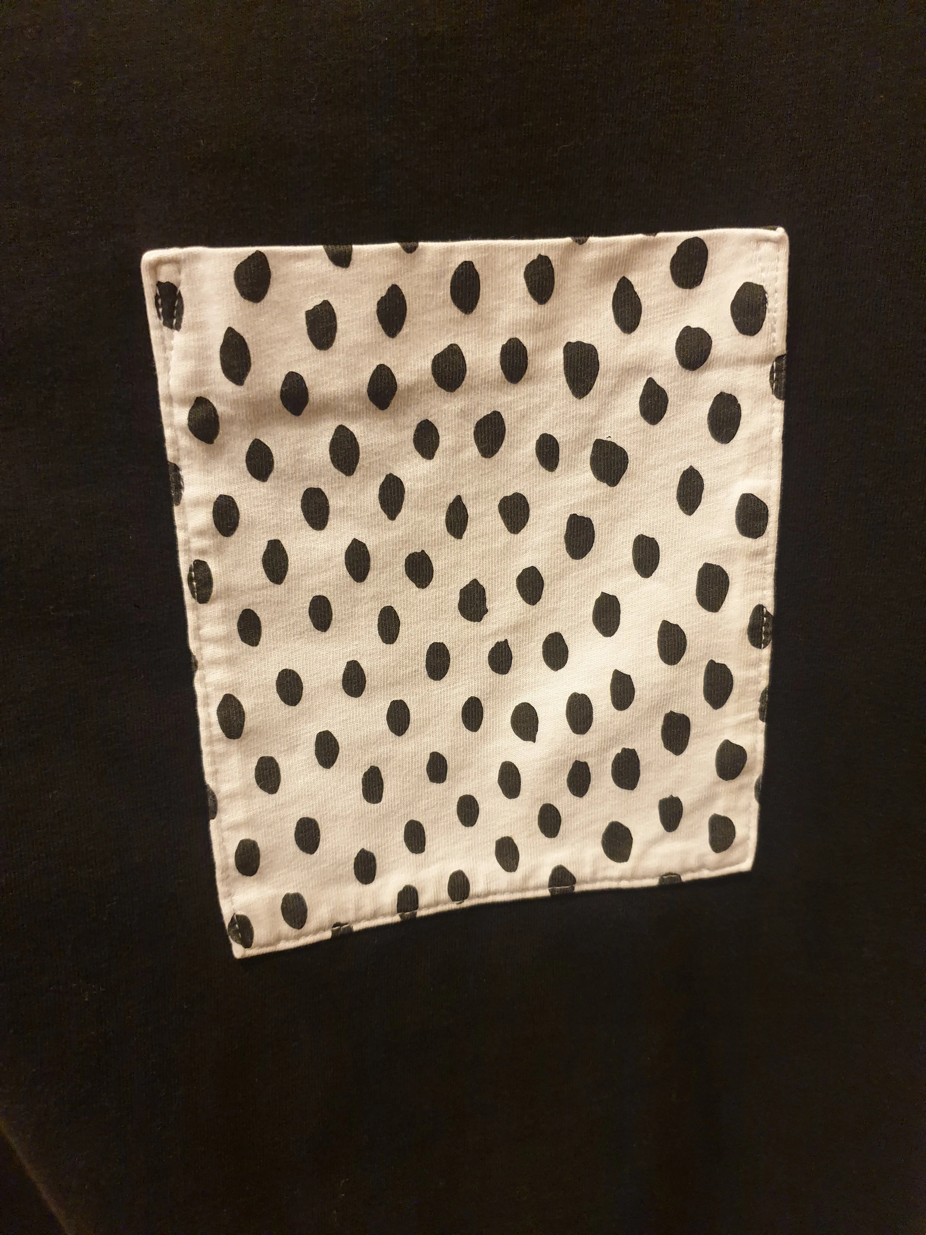 Uniqlo x Scandanavian Pattern Collection black top with cute pocket size S
