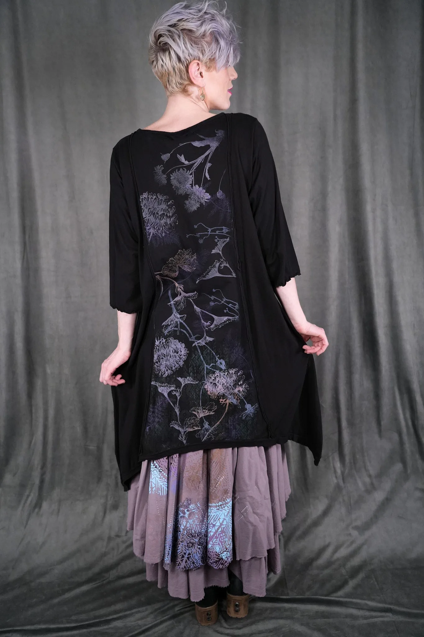 V1714 Vector black First Vision Of Spring-P