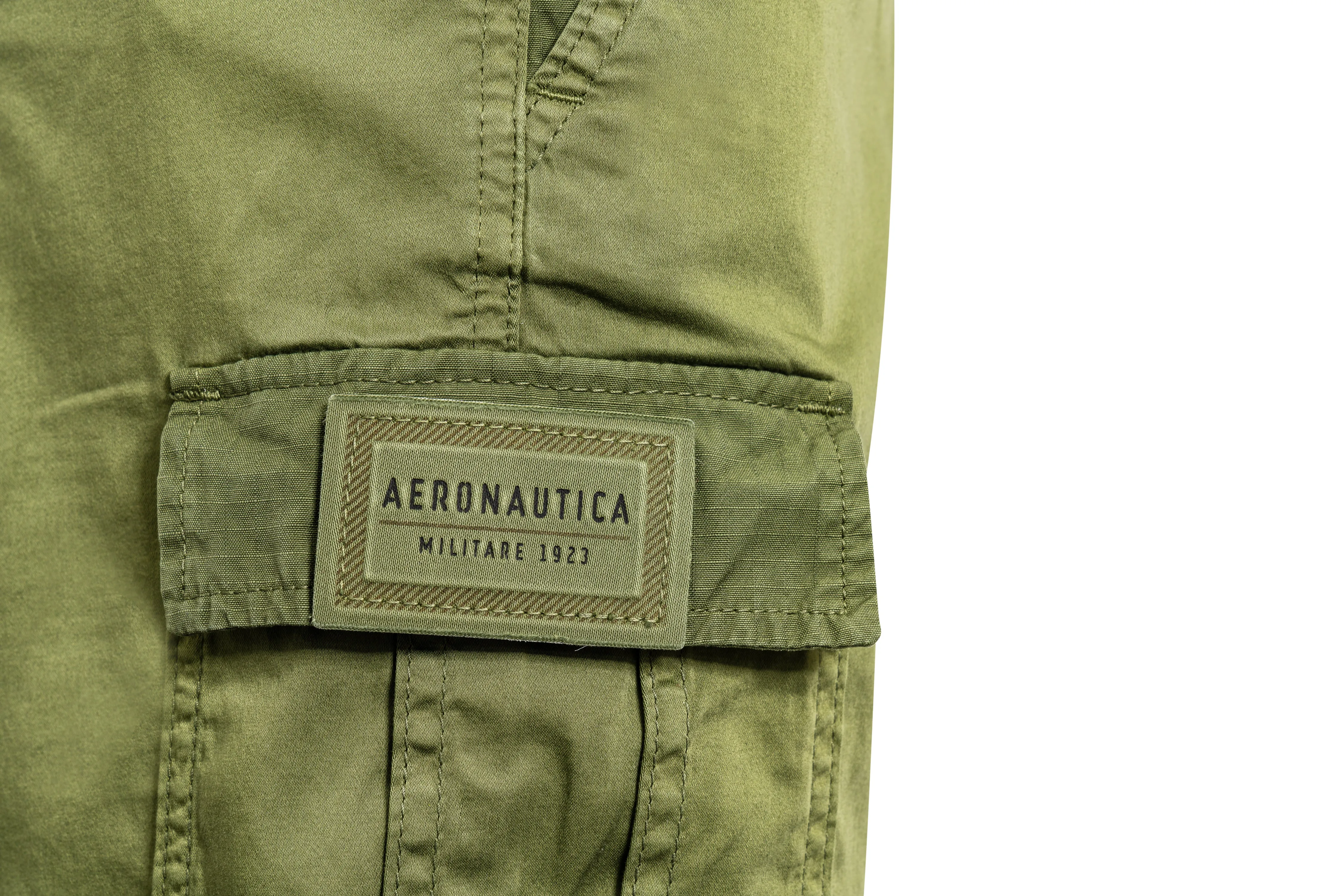 Women's shorts in stretch satin